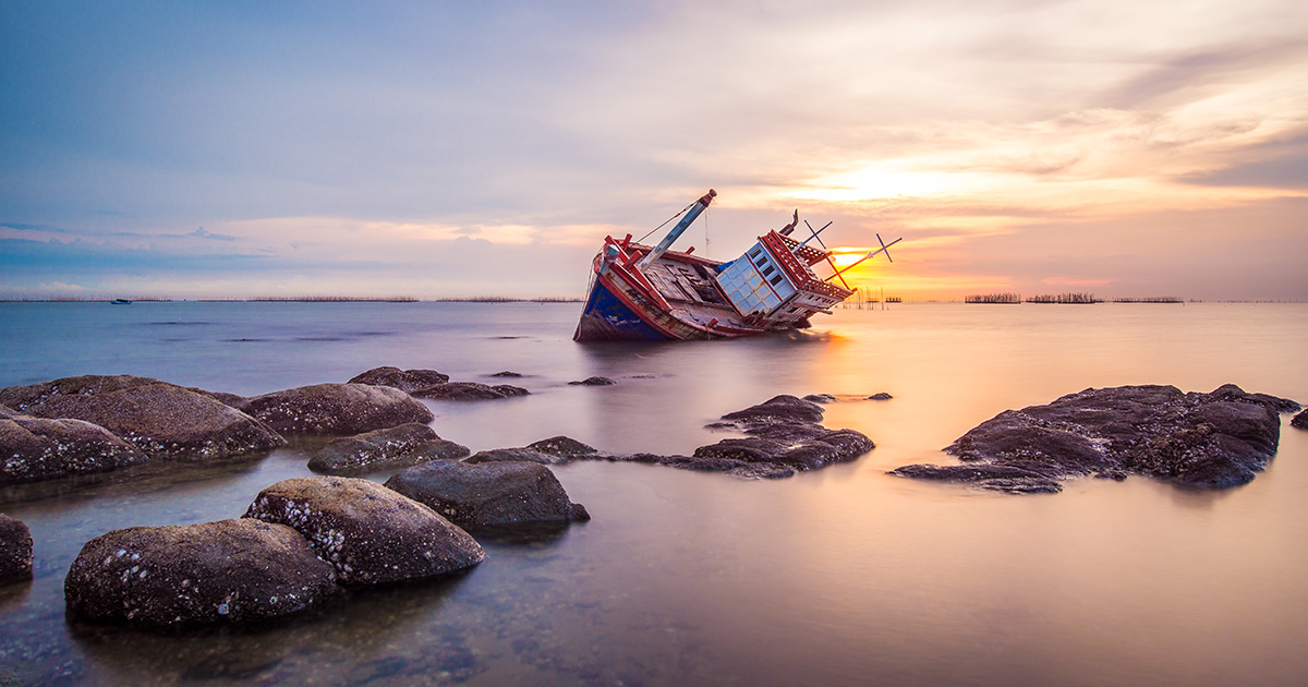 sinking sales effectiveness capsized ship